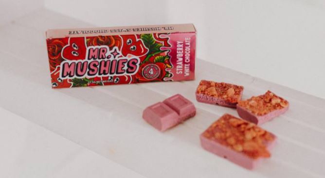 Mr Mushies Strawberry White Chocolate
